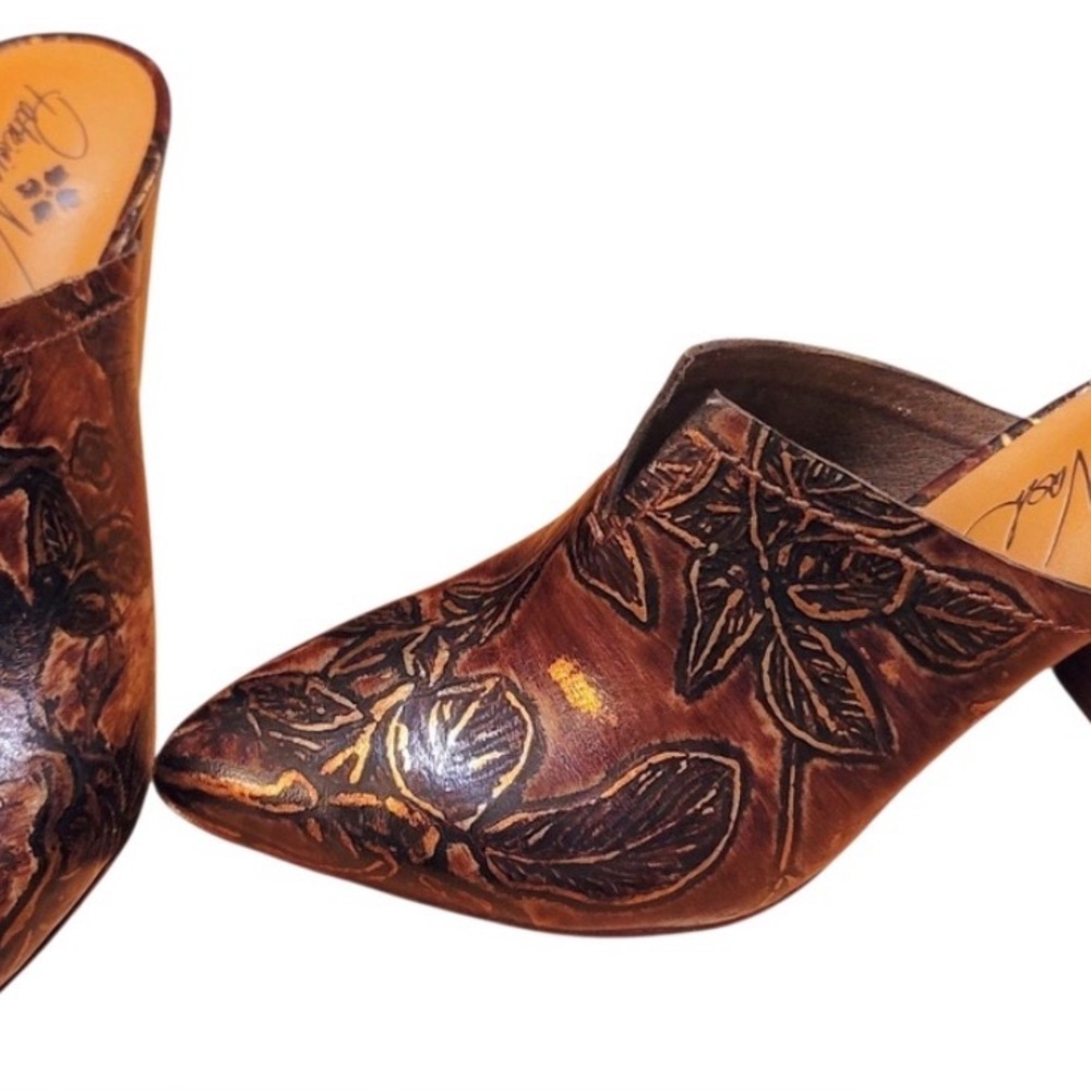 Patricia Nash 7.5 Tooled Brown Leather “Ruffina” Mules, Pointed Toe